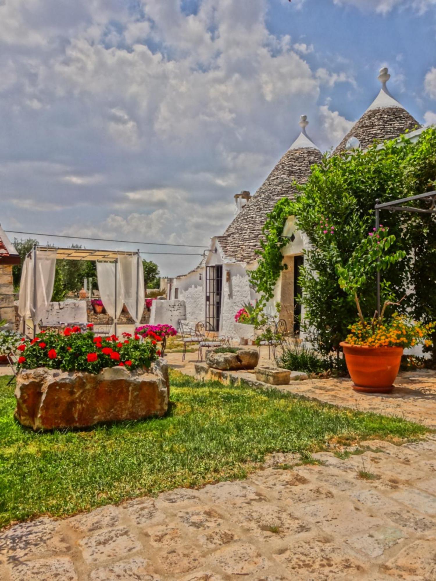 ألبيروبيللو Masseria Rosa Trulli Relais المظهر الخارجي الصورة